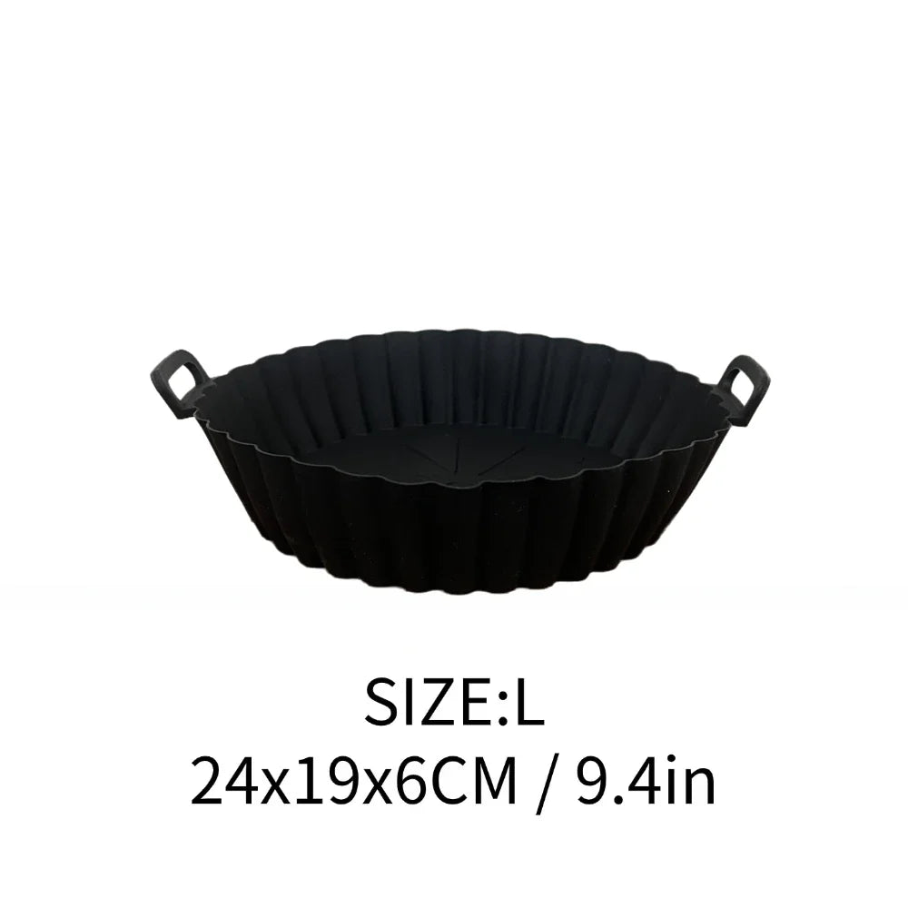 Mantén más limpia tu Air Fryer con el Molde de Silicona Reutilizable Linden™. Antiadherente, lavable, con asas y disponible en tamaños M y L.