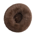 Dale a tu mascota un espacio suave y acogedor con la Cama Tipo Dona Linden™. Peluche suave, base antideslizante y tamaños de 40 a 100 cm para perros y gatos.