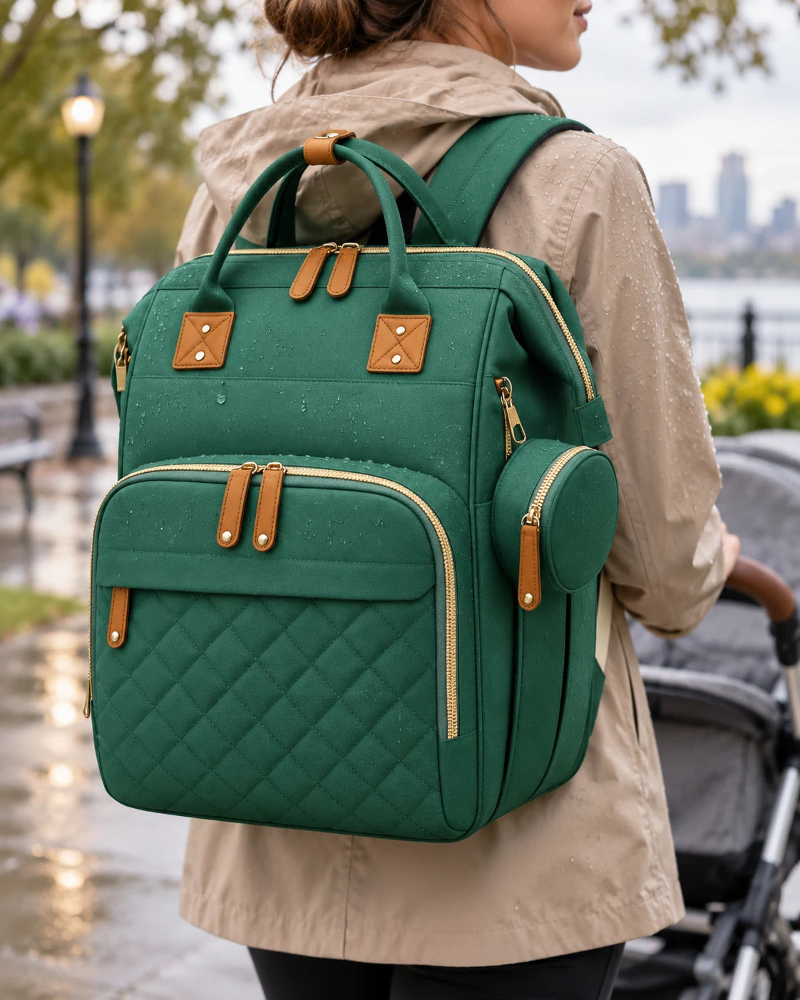 Gotas sobre el exterior de la mochila